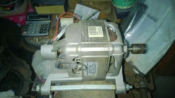 串激電機和感應(yīng)電機的區(qū)別——西安泰富西瑪電機(西安西瑪電機集團股份有限公司)官方網(wǎng)站 串激電機和感應(yīng)電機的區(qū)別——西安泰富西瑪電機(西安西瑪電機集團股份有限公司)官方網(wǎng)站