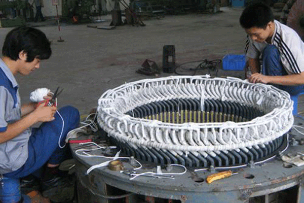 西安西瑪高壓電機(jī)外殼帶電的主要原因和過(guò)程解析。